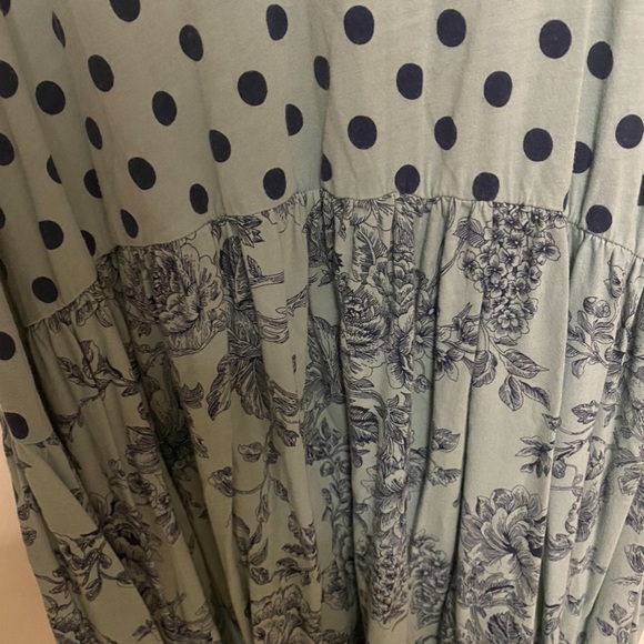 Feather Clothing Sleeveless Dress, Polka Dot/Floral Print Size 3 Bamboo/Cotton - Picture 3 of 10